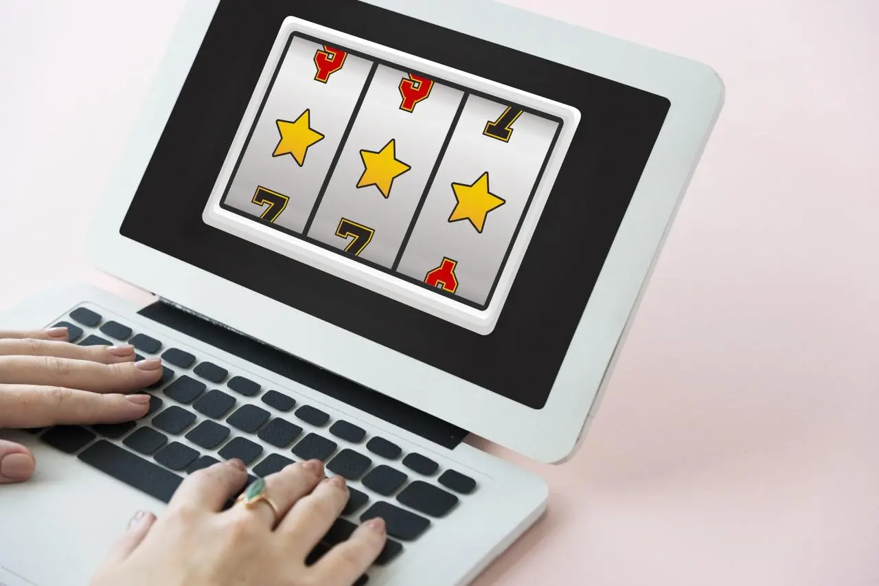 Kominfo Tegas: 42 Platform Pembayaran Diberi Waktu Seminggu Bersihkan Diri dari Judi Online