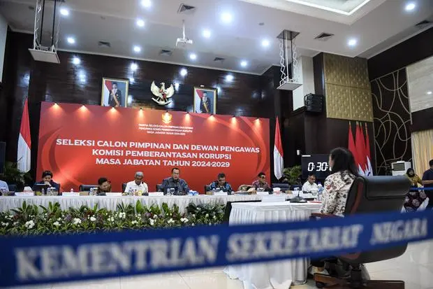 10 Calon Pimpinan KPK Siap Bersaing, Jokowi Terima Daftar Nama