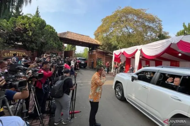 Prabowo Beri Pembekalan Calon Menteri di Hambalang, PDIP Siap Dukung