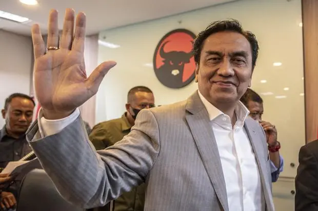 PDIP Pecat Effendi Simbolon: Langgar Disiplin Partai
