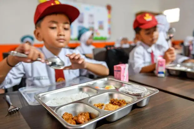 Makan Gratis Rp10.000: Cukup Gizi?