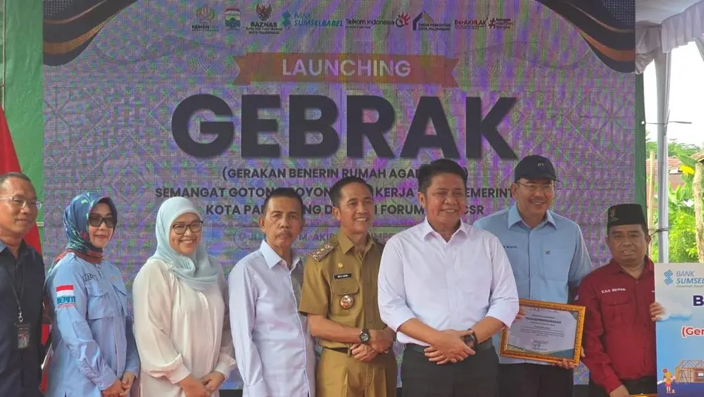Bank Sumsel Babel Perbaiki Rumah Warga Palembang Lewat Program GEBRAK