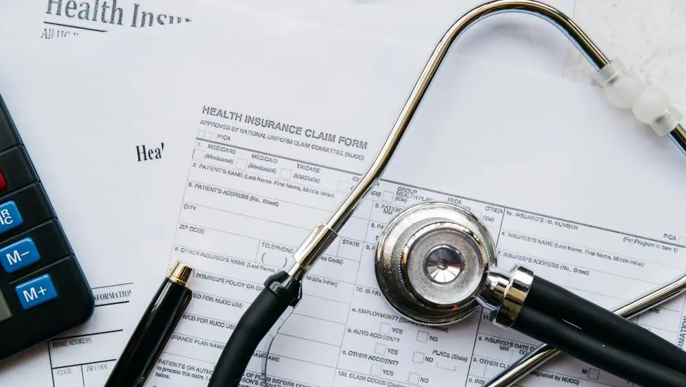 Mulai 2026, Nasabah Asuransi Kesehatan Wajib Bayar 10% Biaya Berobat