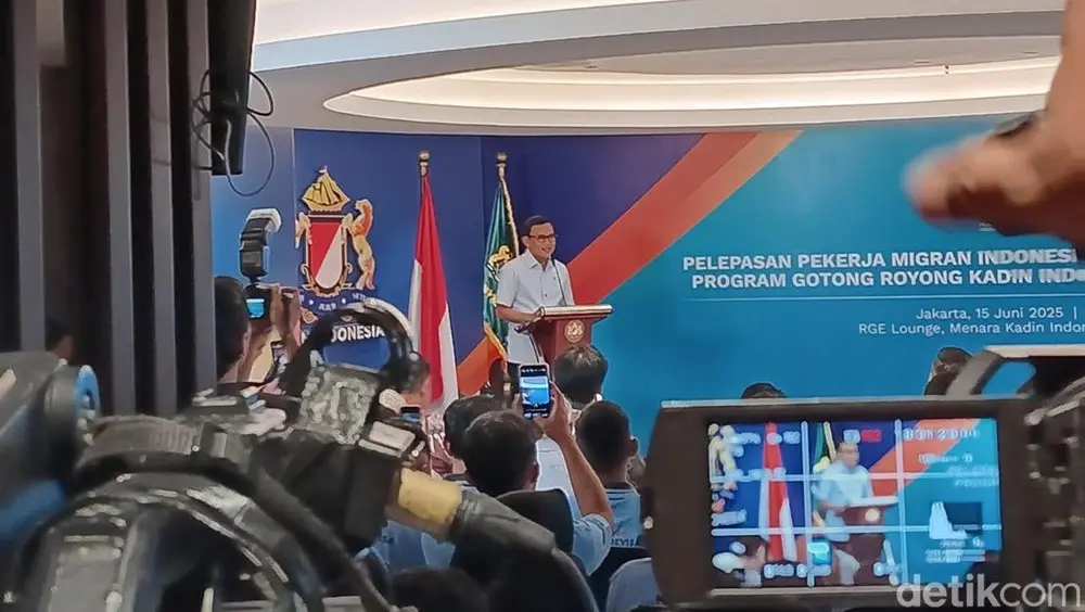 Ribuan Pekerja Migran Indonesia Siap Mengadu Nasib di Luar Negeri dengan Gaji Menggiurkan