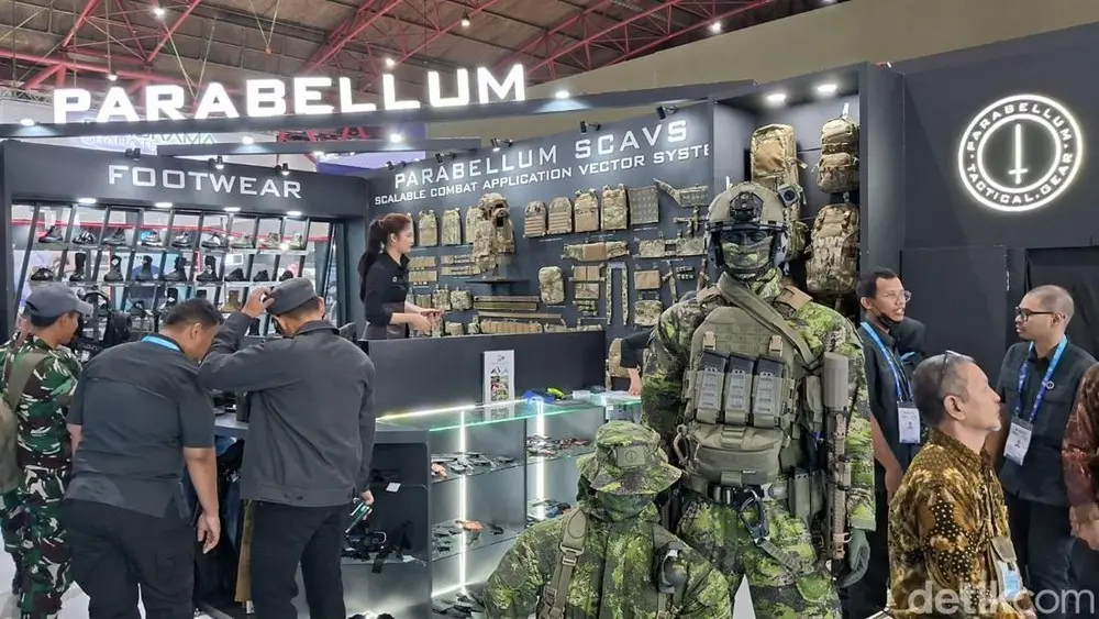 Rompi Antipeluru Asal Sidoarjo Unjuk Gigi di Pameran Industri Pertahanan