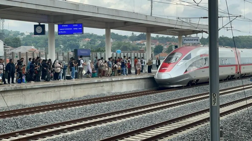 Arus Balik Libur Idul Adha, Penumpang Whoosh Diimbau Perhatikan Batas Bagasi