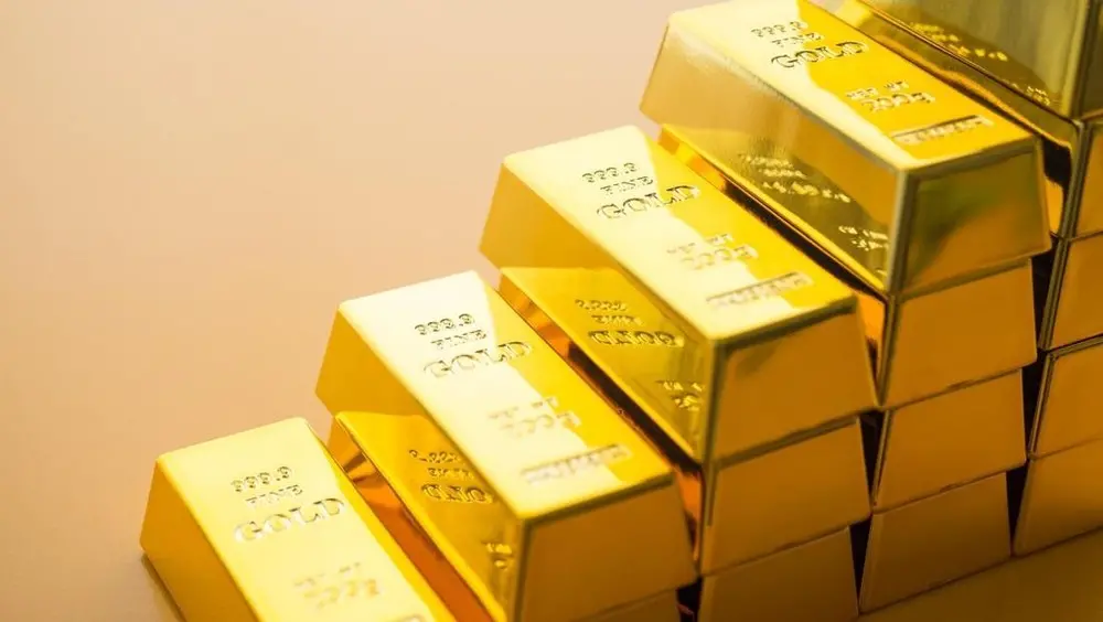 Harga Emas Diprediksi Meroket Akibat Ketegangan Global dan Kebijakan AS