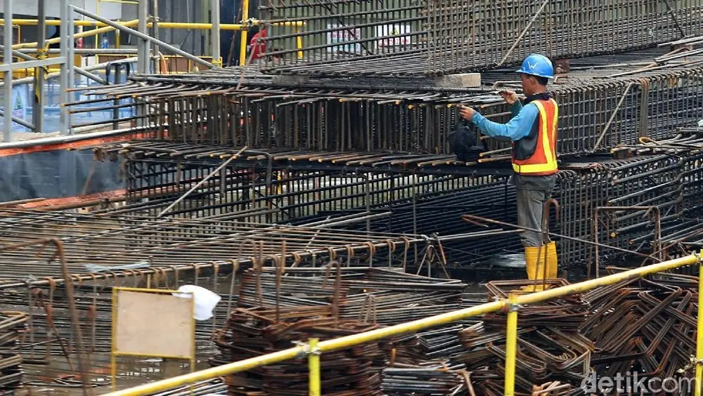 Serbuan Baja Impor Hantui Industri Lokal, Intervensi Pemerintah Mendesak