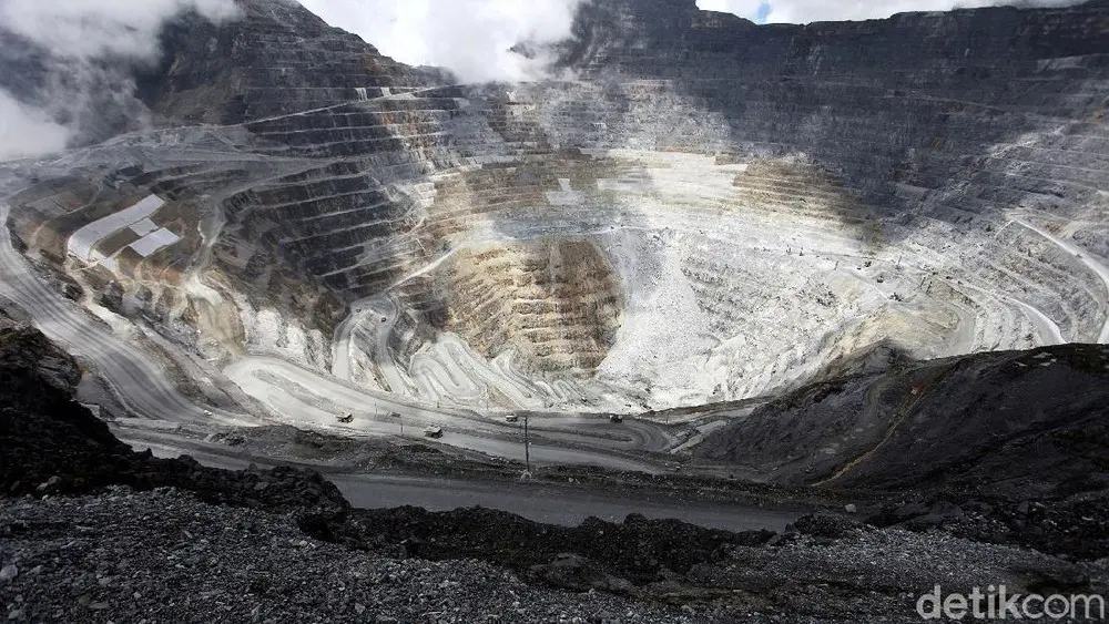 Tambang Bawah Tanah Freeport Papua Simpan 'Gunung' Emas dan Tembaga Raksasa!