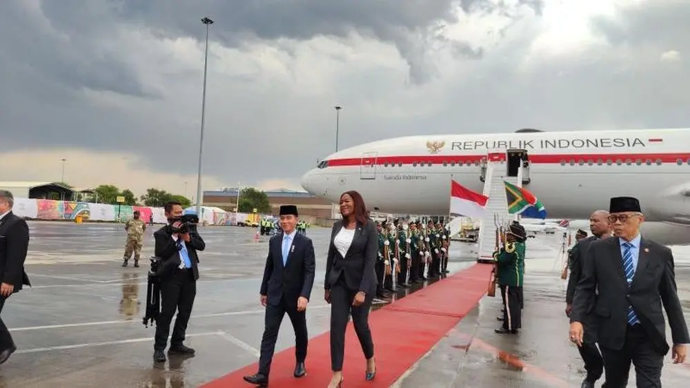 Gibran Kenalkan QRIS dan Program Makan Bergizi Gratis di KTT G20 Afrika Selatan