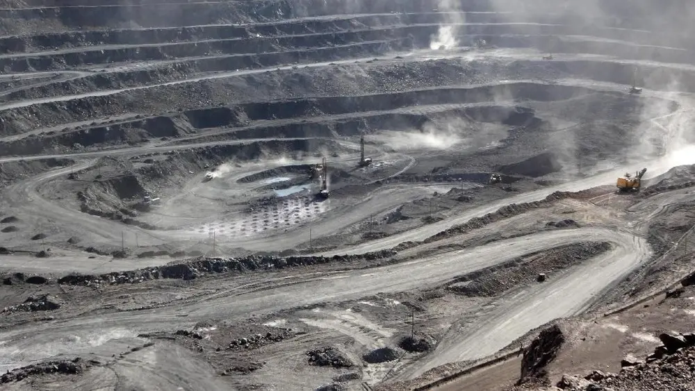 China Setop Ekspor Mineral Incaran Dunia ke Jepang