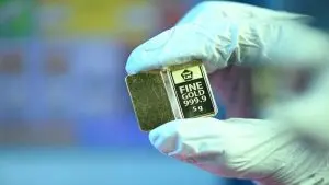 Emas Antam Kembali Menguat, Harga Sentuh Level Tertinggi