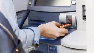 Heboh! Warganet Temukan Uang Rp 50 Ribu Polos di ATM