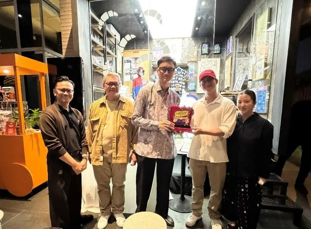 JNE Dukung Penuh Industri Kreatif Lokal Lewat "Let Them Eat Art"