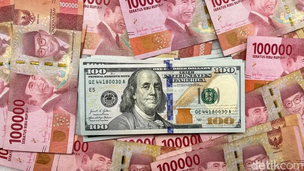 Gelombang Dolar AS Guncang Pasar Tradisional, Harga Pangan Merangkak Naik