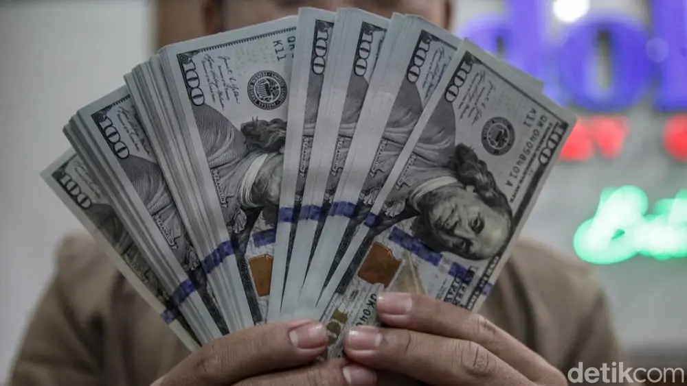 Rupiah Menguat Tipis, Dolar AS Berada di Kisaran Rp 16.620