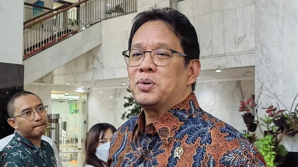 Menkeu Purbaya Ancam Tindak Tegas Mafia Impor Pakaian Bekas, Denda Menanti!