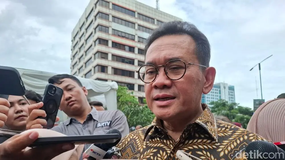 Rupiah Sentuh Rp 18.000: Mendag Beberkan Kunci Stabilitas Perdagangan