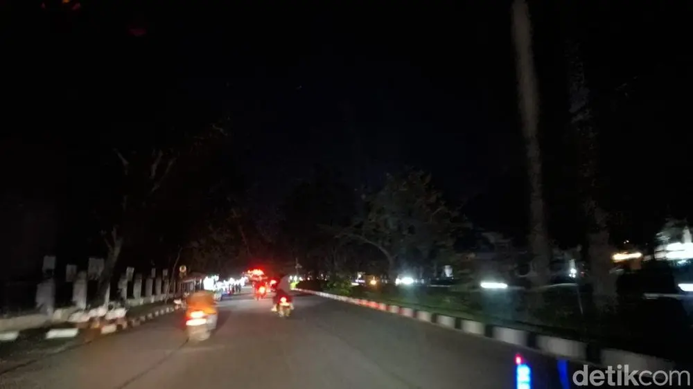 Biang Kerok Listrik Sumatera Padam Gara-gara Jaringan Tersambar Petir