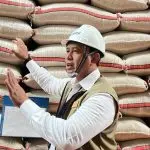 Bulog Nyaris Penuhi Target Beras Nasional Petani Senang