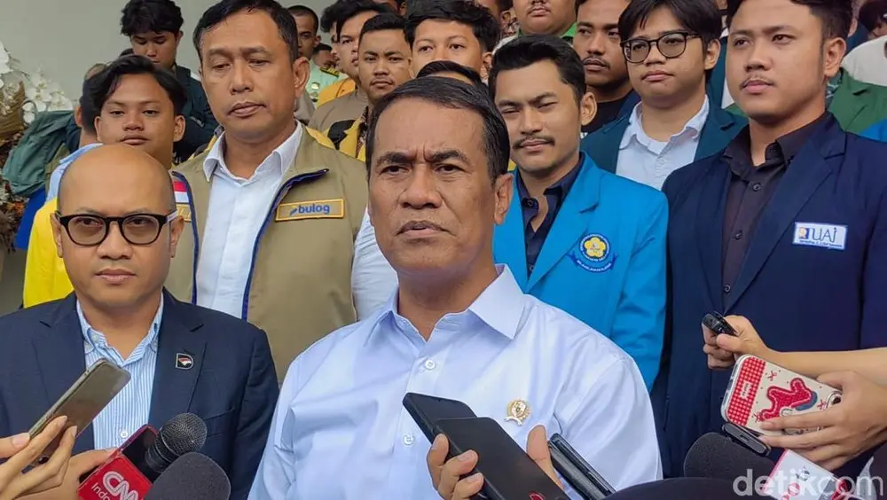 Mentan Amran Beberkan Kebenaran Lahan Papua