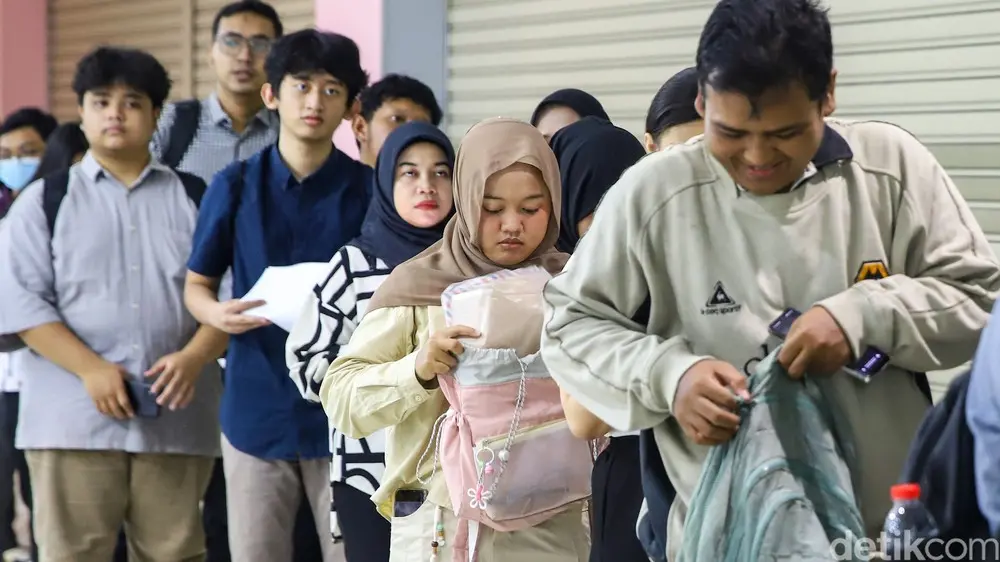 Job Fair Jakarta Banjir Pelamar Rebutan Posisi