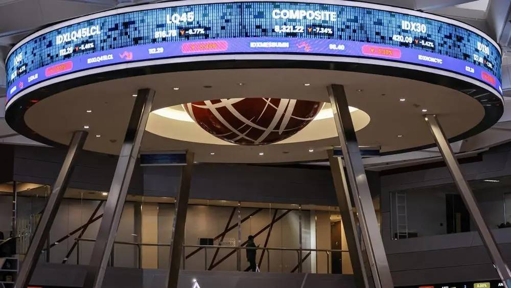 Guncangan Bursa Puluhan Saham RI Terlempar Indeks