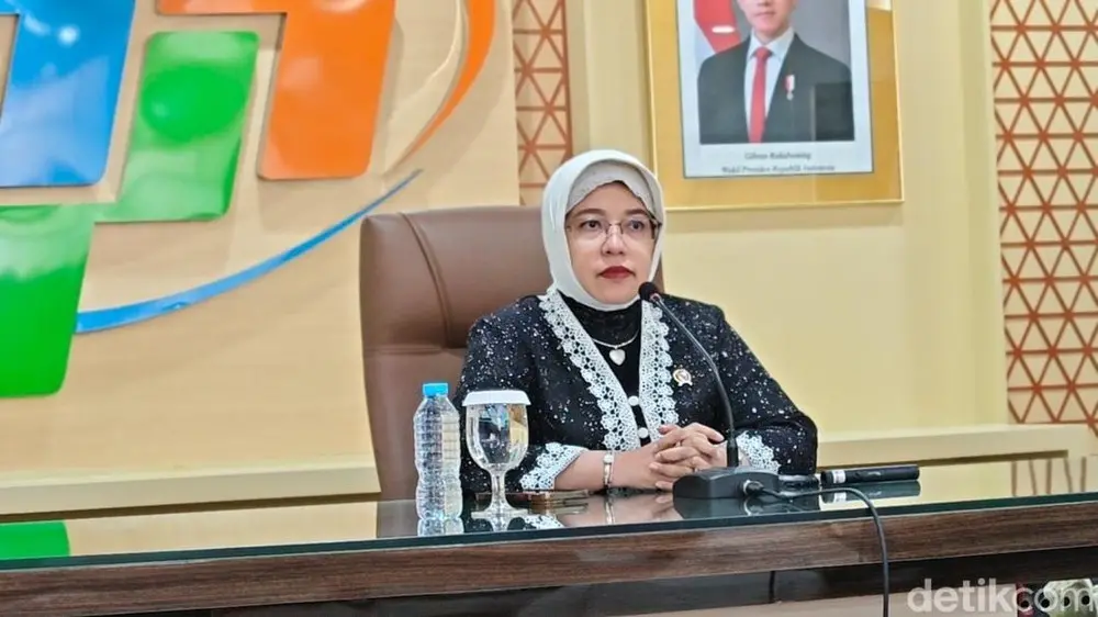 lahatsatu.com - Badan Pusat Statistik BPS akhirnya angkat bicara menanggapi perbincangan hangat seputar makna desil dalam Data Terpadu Sosial Ekonomi Nasional DTSEN. Data ini krusial sebagai landasan utama pemerintah dalam merancang menargetkan dan mengevaluasi berbagai inisiatif program demi memastikan penyaluran bantuan tepat sasaran.