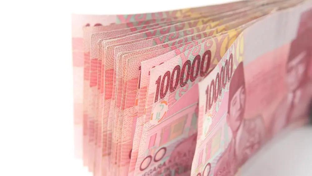Rupiah Tertekan di Tengah Badai Ekonomi Global