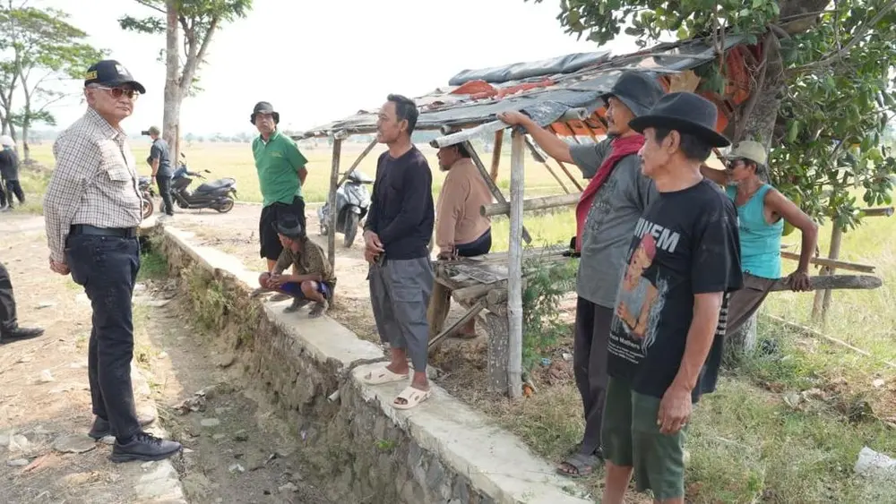 Menteri PU Sidak Sawah Kering di Jawa Barat