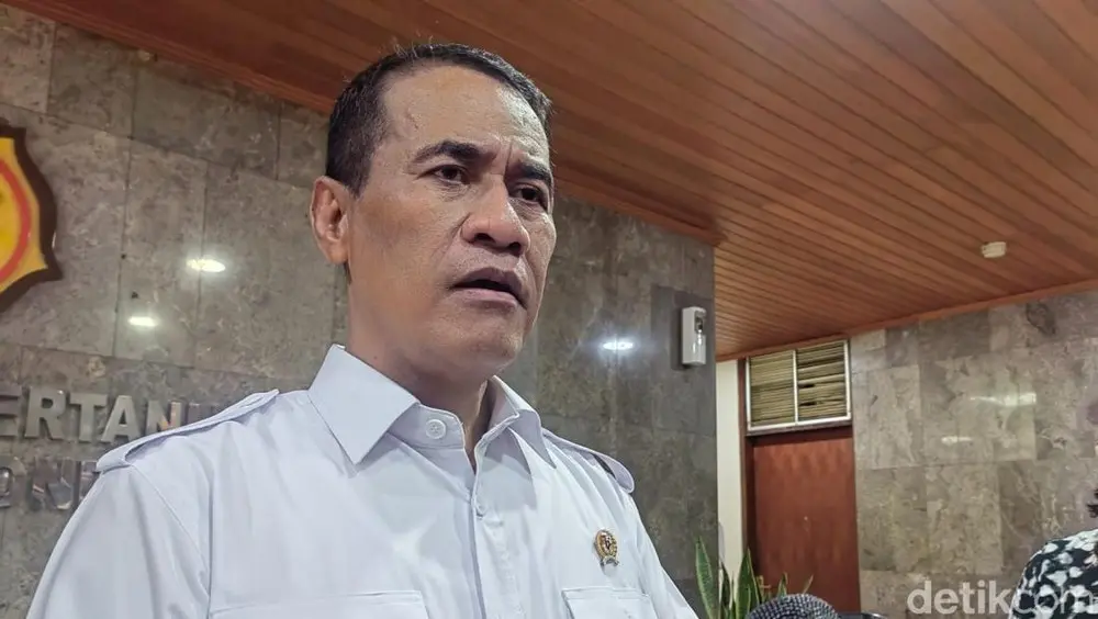 Mentan Bongkar Mafia Beras Harga Turun Drastis