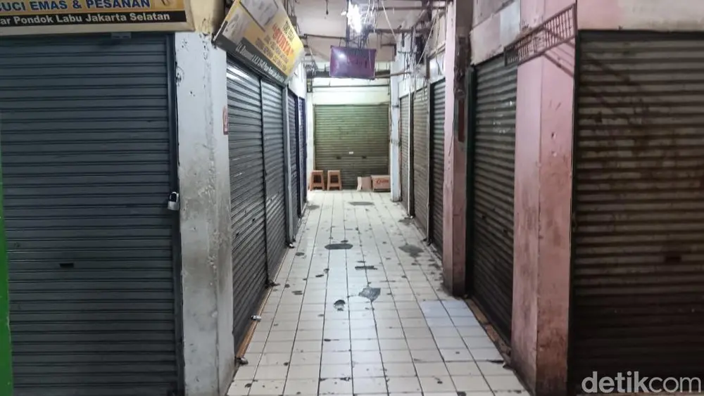 Pondok Labu Sepi Pembeli Bak Ditelan Bumi