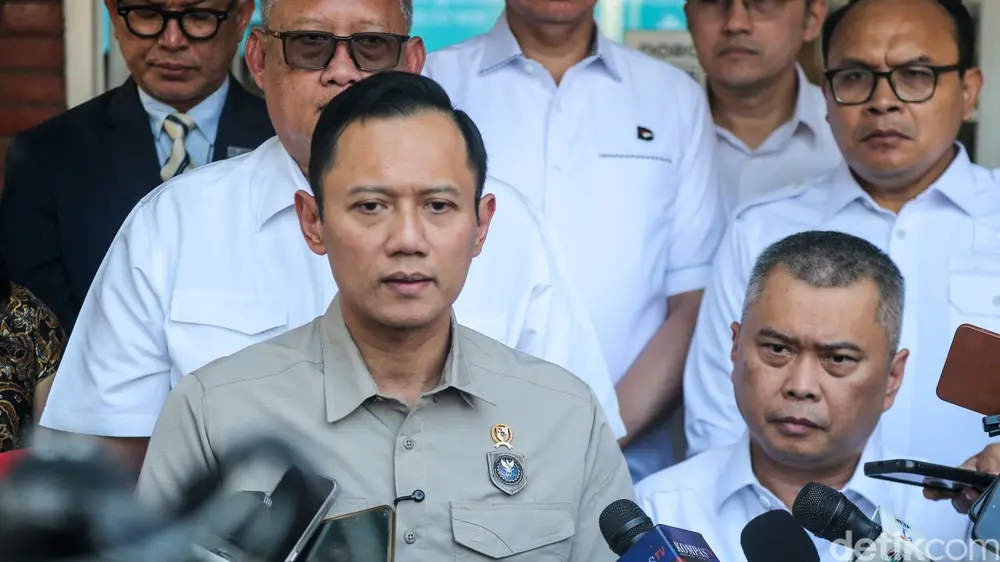 Gawat Ribuan Penerbangan Batal Akibat Krakatau