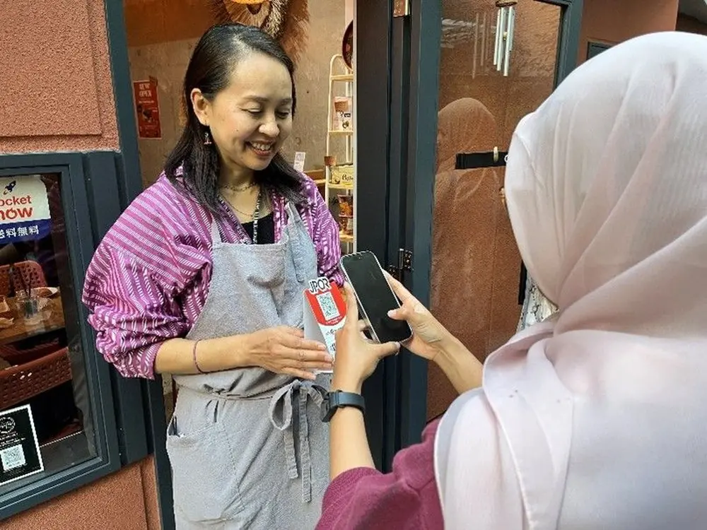 Belanja di Jepang Kini Semudah Scan QRIS