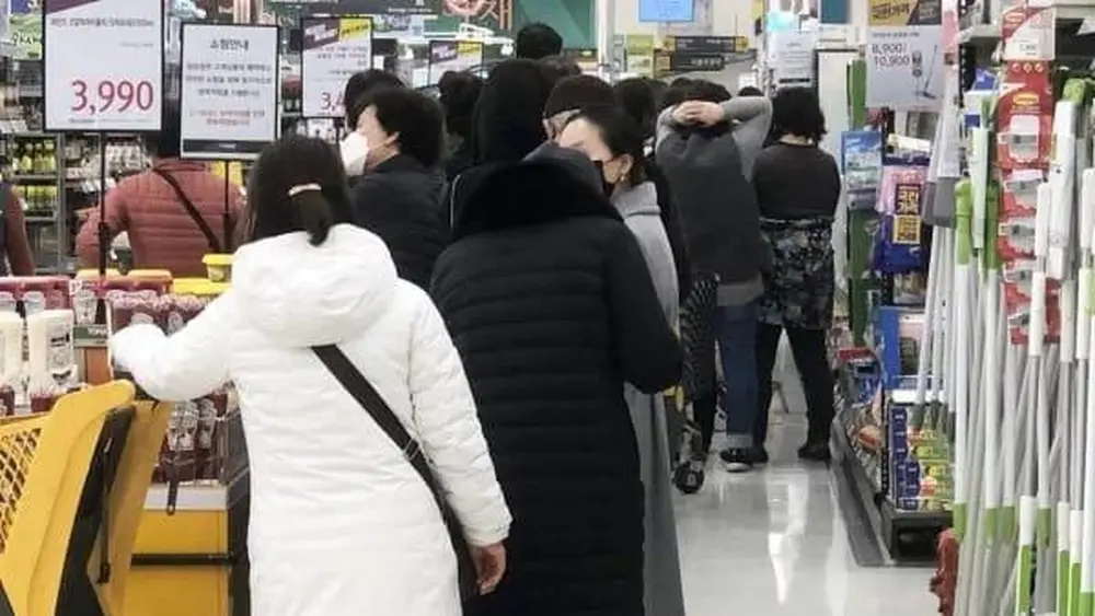 Tragedi Plafon Supermarket Ambruk di Korea