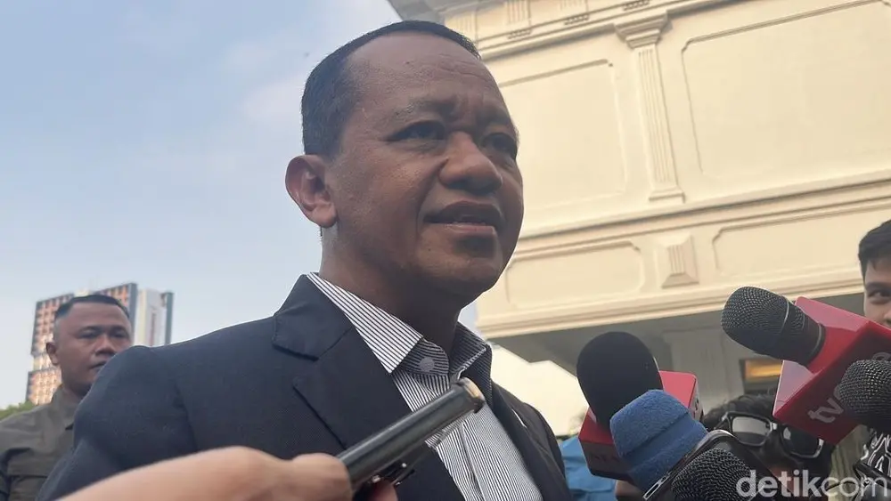 Mobil Dinas Baru Menteri Maung Pindad