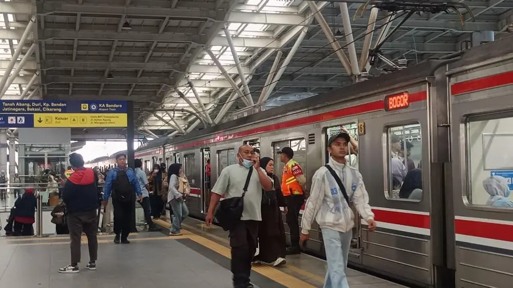 Stasiun Manggarai Jadi Pusat Kereta Jarak Jauh