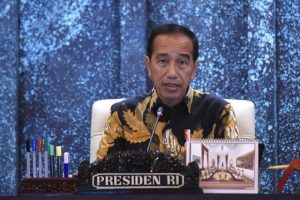 Jokowi Terima Undur Diri Menteri Desa dan Menaker