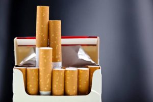 Batal Naikkan Cukai Rokok, Upaya Lindungi Anak dan Tekan Kemiskinan Terancam
