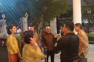 Prabowo Ajak Keluarga Besar Makan Malam di Istana Merdeka