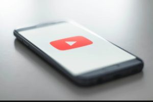 YouTube Hadirkan Segudang Fitur Baru, dari Sleep Timer hingga Thumbnail AI