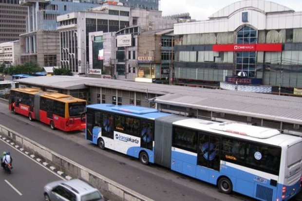 Transjakarta Tambah Jam Operasional Dukung Laga Timnas