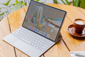 Huawei MatePad Pro 12.2: Tablet Multifungsi untuk Kreator dan Profesional