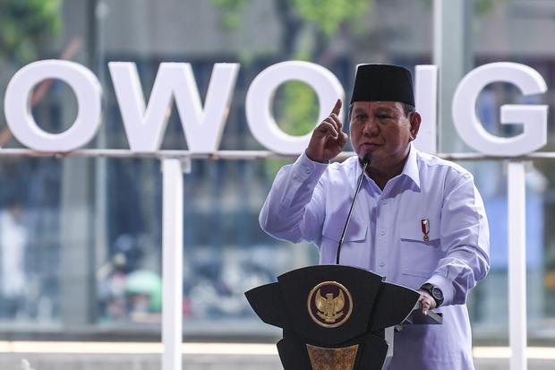 Ancaman Tenggelamkan Kapal: Prabowo Perang Melawan Impor Tekstil Ilegal