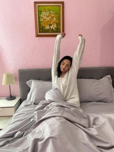 Lima Manfaat Memilih Taksi Listrik Evista