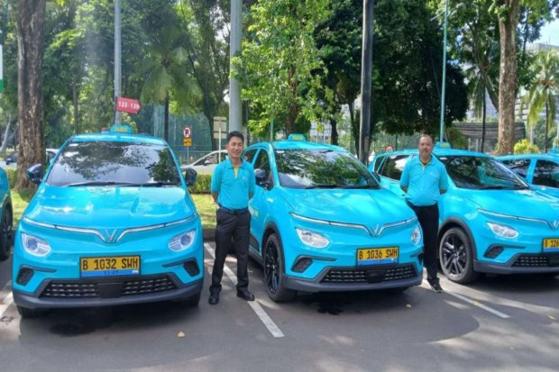 Raih Penghasilan Hingga Rp8 Juta! Gabung Jadi Driver Taksi Listrik Xanh SM
