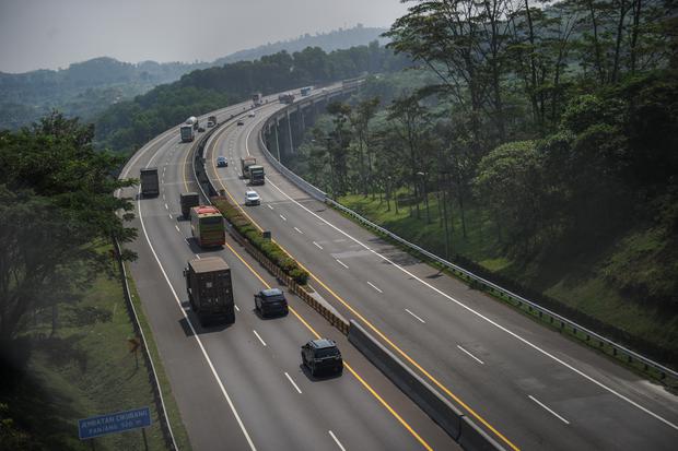 Kecelakaan Beruntun di Tol Cipularang