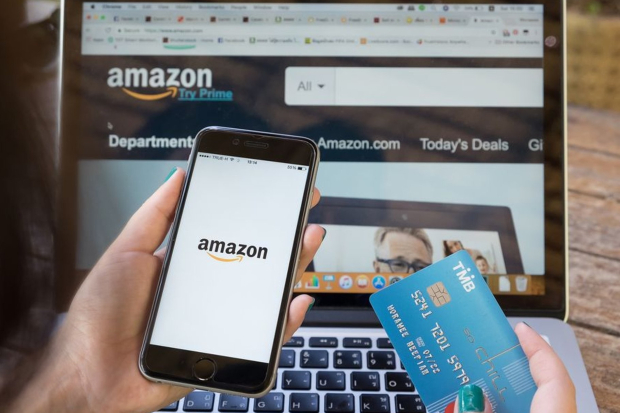 Raksasa E-commerce Digugat: Amazon Diduga Lacak Ponsel Pengguna Secara Diam-Diam