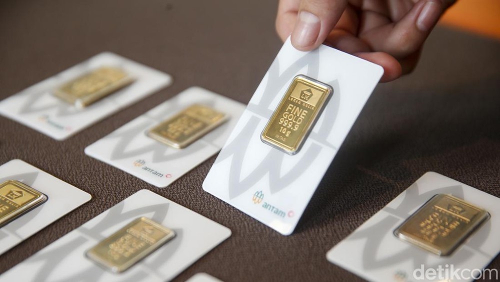 Harga Emas Antam Stabil di Awal Pekan
