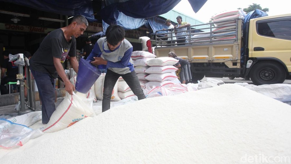 Harga Beras di Beberapa Daerah Ini Meroket Tinggi